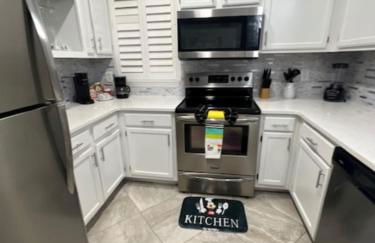 Magical Apartment DisneyFree ShuttleFree parking - Foto 41