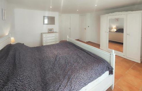 Awesome Home In Thézan Les Béziers - Foto 17