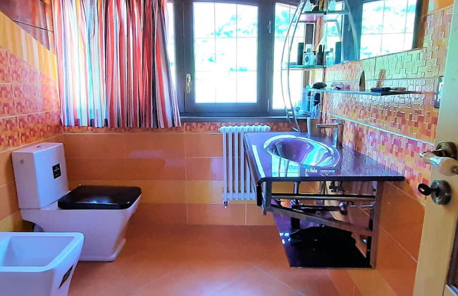 Divine Holiday Home in Giosa Marea with Sauna & Hot Tub - Foto 34