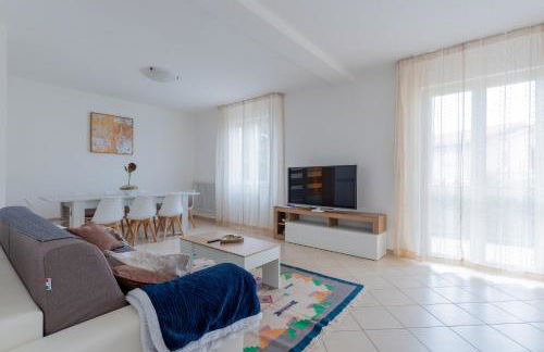 Luminosa casa a Casoli di Atri con giardino - Foto 1