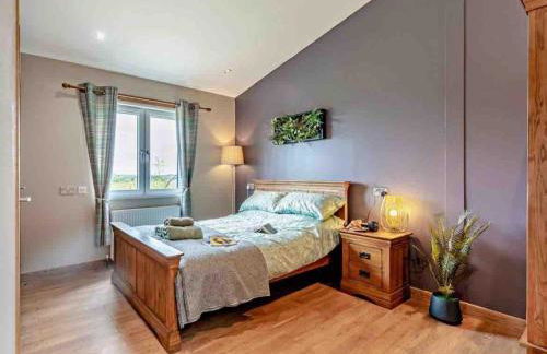 Drovers Lodge, farm retreat in rural Lanarkshire, family and pet friendly, onsite craft distillery, perfect location for exploring central Scotland - Foto 7