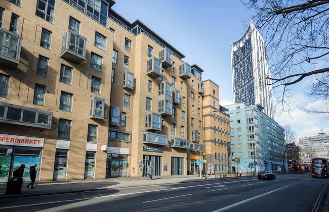 Student Only Dashwood Studios - Foto 1