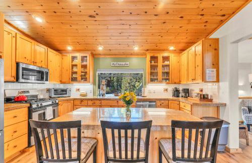 The Big Bear Chalet Private Hot Tub - Foto 16