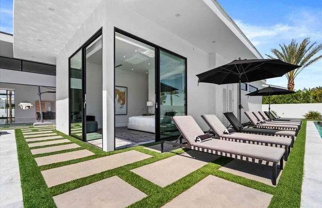 Sleeps 20 7-bedroom Villa w/ Pool, Putting Green & Hot Tub Bravo Villa #11 by Avantstay - Foto 47