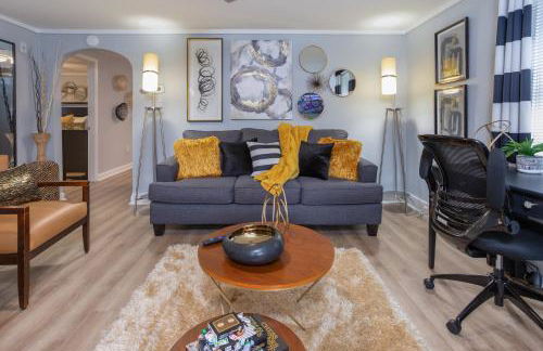 Soaking tub w Washer and Dryer, WiFi - Foto 8