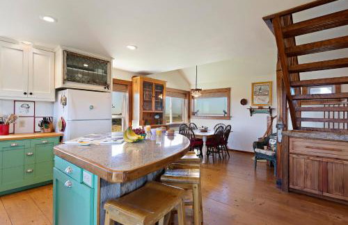 Lindas Perch by KABINO On Bank of Henrys Fork Mtn Views Fishing 6 acres Snake River WIFI - Foto 16