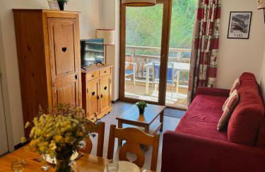 Appartement Vars sur les pistes de ski avec piscine - Foto 2