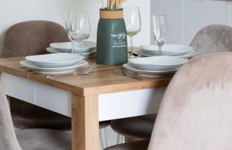 Stylish Apartment by the Lake with Balcony in Zegrze by Noclegi Renters - Foto 17