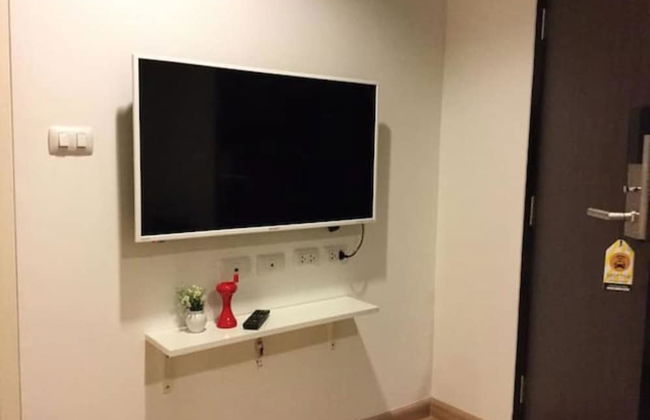 Chateau In Town By Renvio - Photo 23