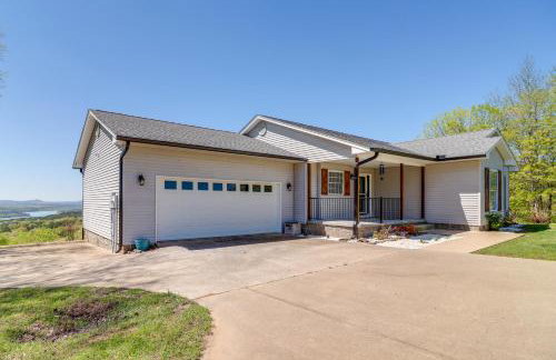 Charming Edgemont Home with Deck and Lake Views! - Foto 31