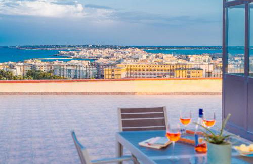 GuestHost - La Terrazza di Siracusa - Roomy and Bright Flat - Foto 1