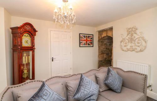 Castle keep at Stanhope Castle - Photo 12