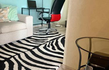 Cozy Independent guest apartment, free parking - Foto 6