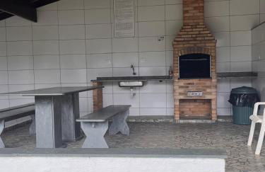 Entre Três Praias - Enseada 200m, Perequê Mirim 200m, Sta Rita 300m, Com Ar Condicionado e Churrasqueira - Foto 27