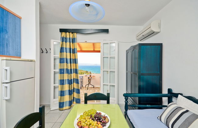 Ydreos Studios & Apartments - Photo 53