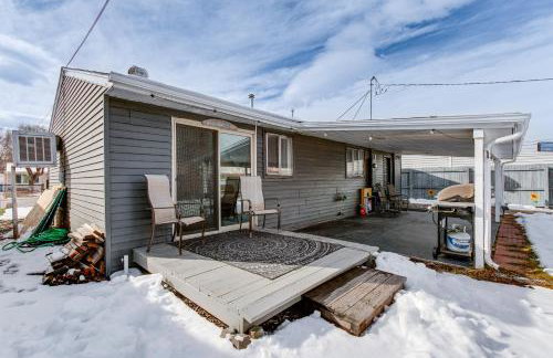 Covered Patio, Gas Grill and Yard Sheridan Home! - Foto 19