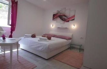 Apartments SUHO Komiza - Photo 7