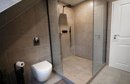 Haus mit Pool, Garten und Gym in Berlin - Photo 7