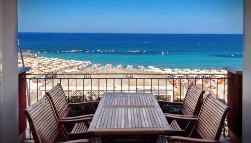 Fronte BLU - FRONTE MARE - Foto 1