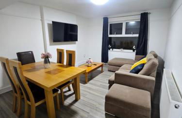 Coral Bay Seaside Aparto - Foto 1