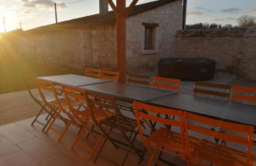 Domaine Les Chauveaux, 3 gites, 26 personnes, 1 salle - Foto 8