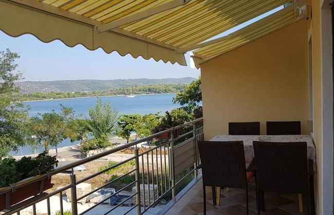 Zvone - at the Water Front - A1 - Photo 22