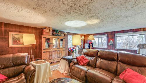 Rustic Chic Retreat 4 Mi to Kennywood! - Foto 5