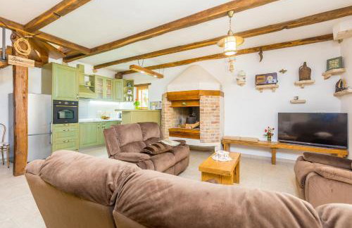 Holiday house Hojevica - Kras, Krk - Photo 10