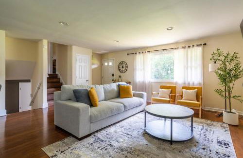 Entire Home on the water, 2 kayaks, Game room, Firepit, BBQ grill, Netflix WiFi - Foto 41