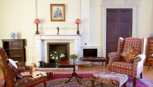 Spacious 2-Bedroom Georgian Edinburgh City Apartment - Foto 3