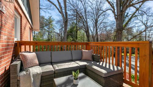 Modern & Cozy on Private Lane, Minutes to Airport - Foto 3