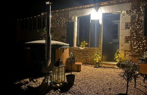 Séjour Historique au Domaine de Migny : Gîte avec Bain Nordique et Piscine - FR-1-591-731 - Foto 27