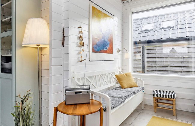 4 Person Holiday Home in Karrebaeksminde - Photo 8