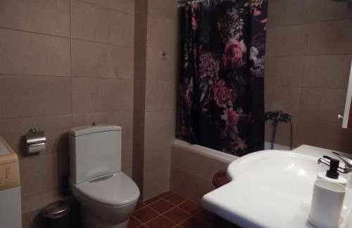 Zira Holiday House - Photo 23