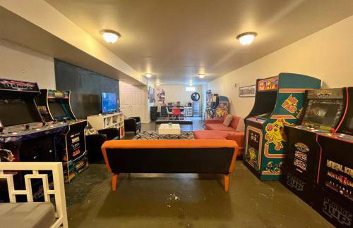 Space To Chill & Work in the Center of Everything - Foto 4