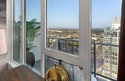 Entire Floor 2BDR w Luxury Amenities Balcony SkyLux Penthouse by AvantStay - Foto 27