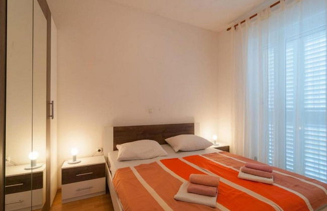 Apartment Stipic Omis - Three Bedroom Apartment With Terrace - Foto 4