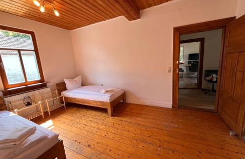 Ferienwohnungen Am Schloss - Monteurzimmer Reuhl - Foto 4