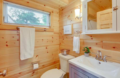 1 Mi to Village Waterfront Oasis in Lake George! - Foto 38