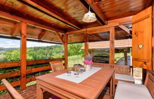 2 Bedroom Amazing Home In Lepoglava - Foto 26