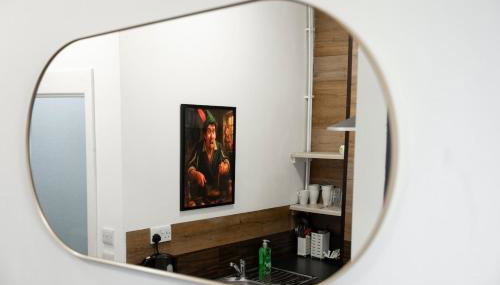 Stylish Central Nottingham Studio Sleeps 2 Ensuite - Foto 4, Other