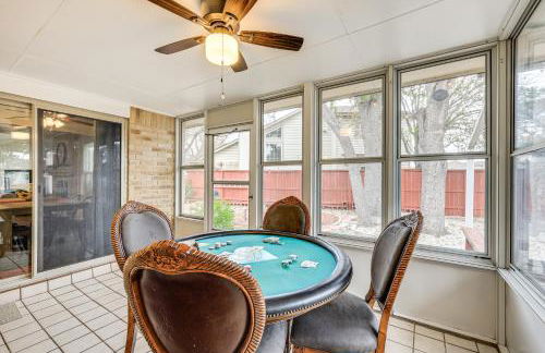 3 Mi to Randolph AFB Family Home with Poker Table! - Foto 9