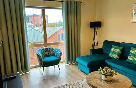Elegant Modern 2-Bed Apartment steps from Belfast City Centre - Foto 6