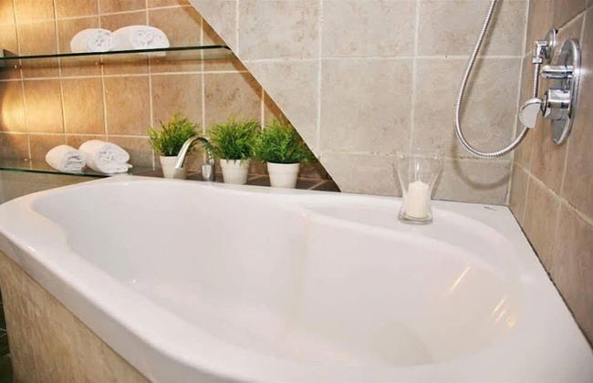 Capri Moon Guest House - Photo 40