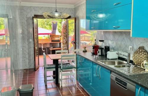 O CANTINHO DA RIA - JACUZZI with water at 35 degrees and POOL - Foto 12