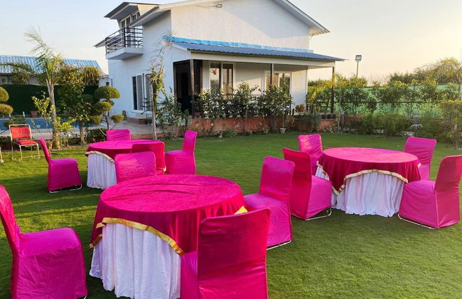 GoBravo 72 - 3BHK Farm with Pool & Garden Sec150 Noida - Photo 13