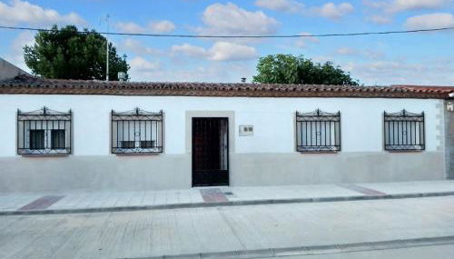 Charming House in Rada with Fenced Garden - Foto 3