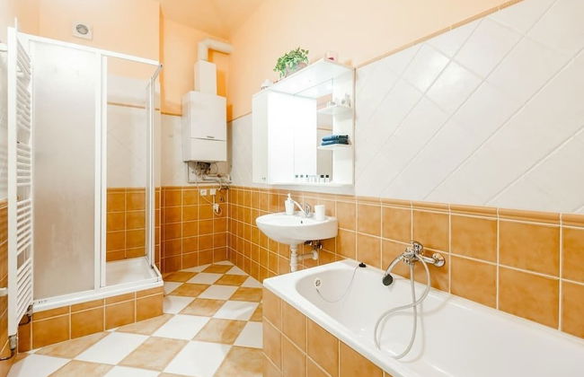 Central Apt with Netflix subscription - Photo 7