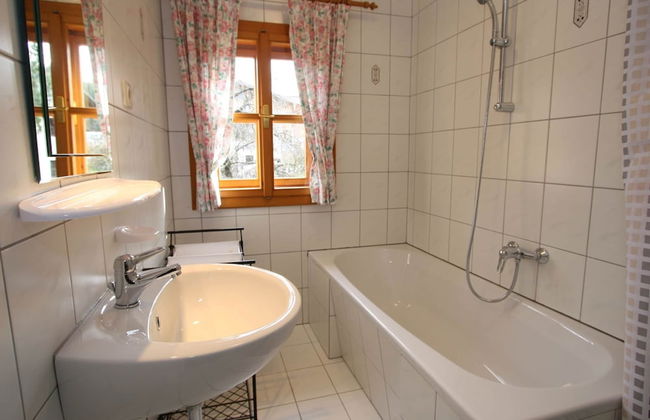 Sprawling Mansion near Ski Area in Salzburg - Foto 7