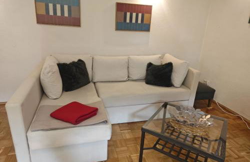 Siegen Work and stay 2 Betten Badezimmer Küche Waschmaschine Wohnzimmer - Foto 24